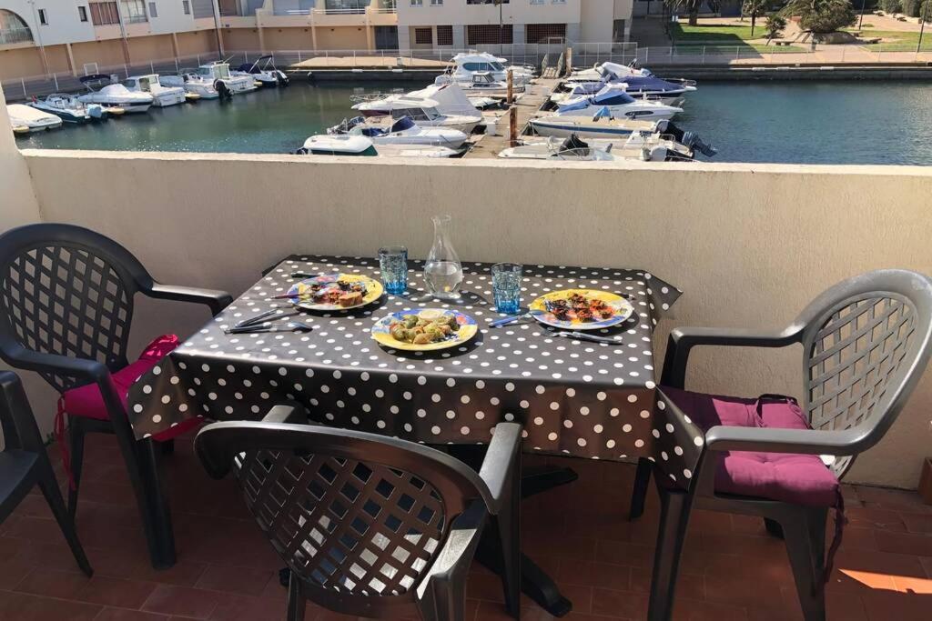 3 étoiles Studio 4 couchages résidence port cros à Sète Exterior foto